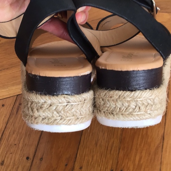 Vepose New York Espadrille Platform Sandal - Picture 3 of 9